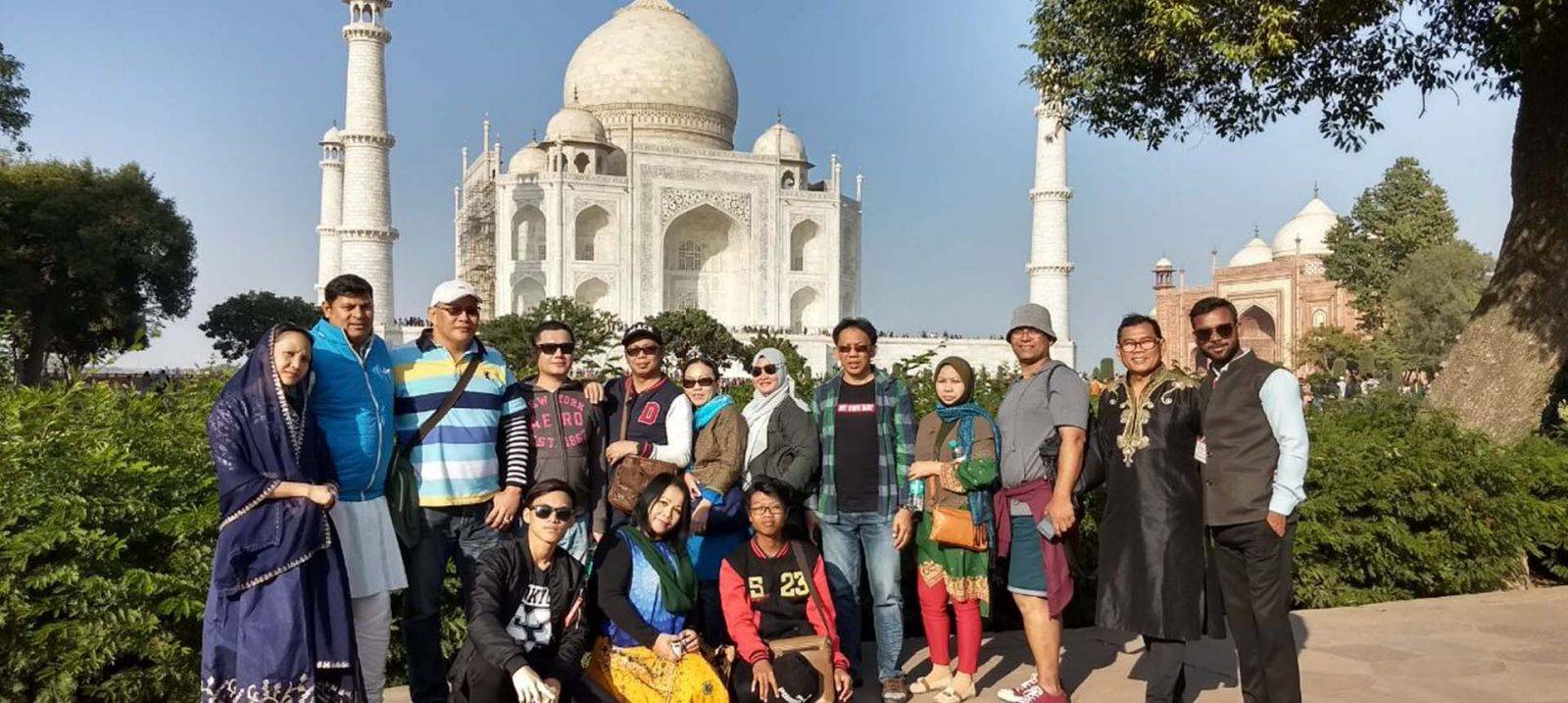 Taj Mahal Sunrise Tour from New Delhi | Travel Creators Of India