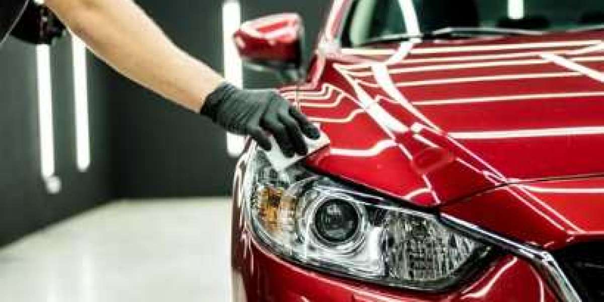 Car Polishing Services: What to Expect and How to Prepare