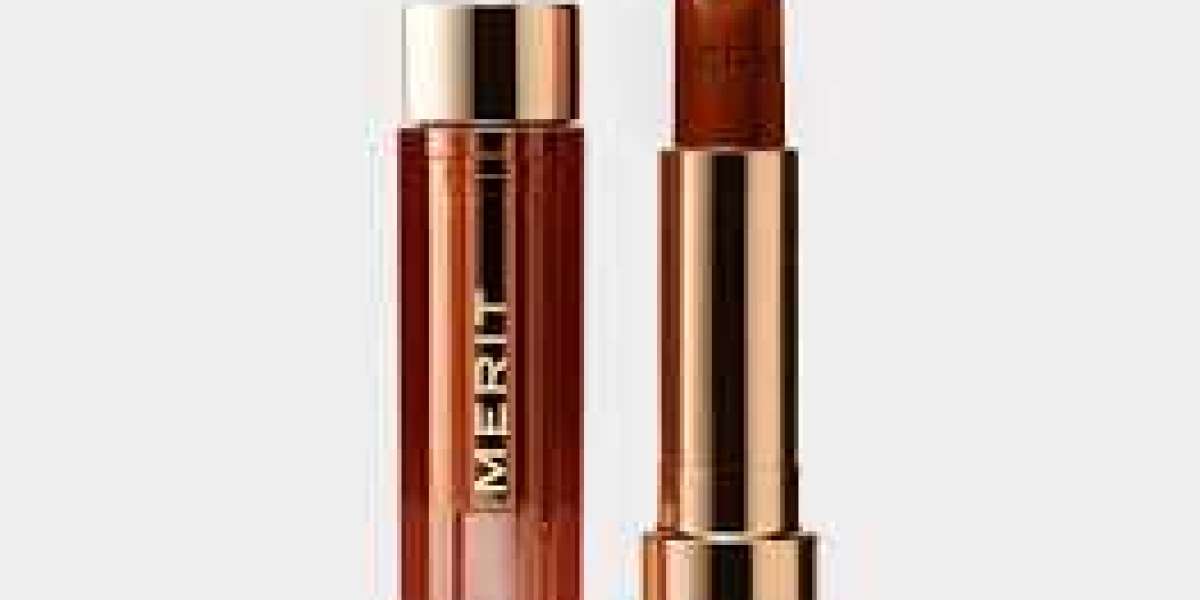 Lipstick trends and innovations for 2023