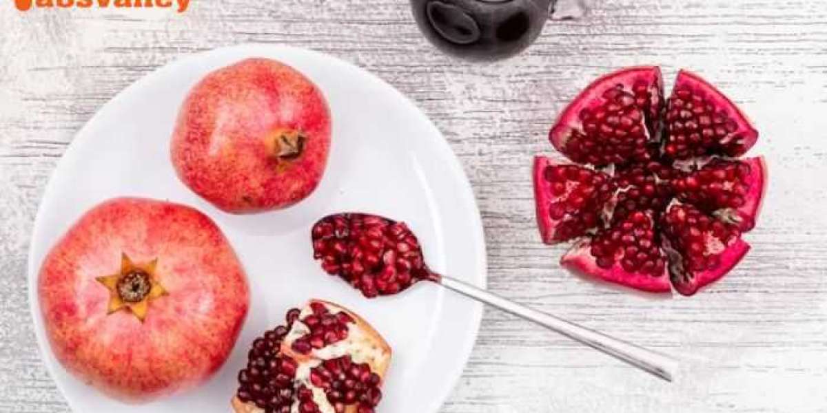 How Pomegranates Benefit Your Health
