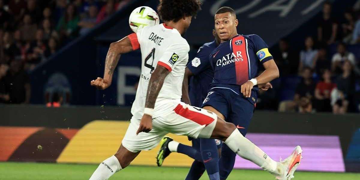 French professional soccer Paris Saint-Germain suffers first loss of the season