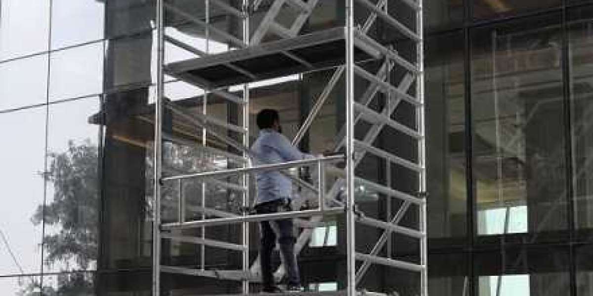 Climb to New Heights: The Versatility of Aluminum Ladders