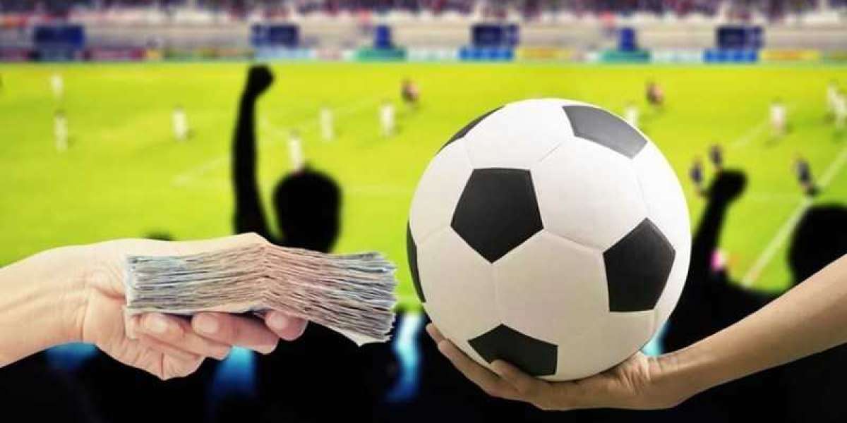 Strategies for Playing Parlay Betting in Online Football Betting