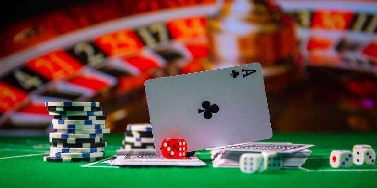 Quy tắc và cách chơi Poker: Tìm hiểu về số người tham gia, quy trình chia bài và các vòng cược