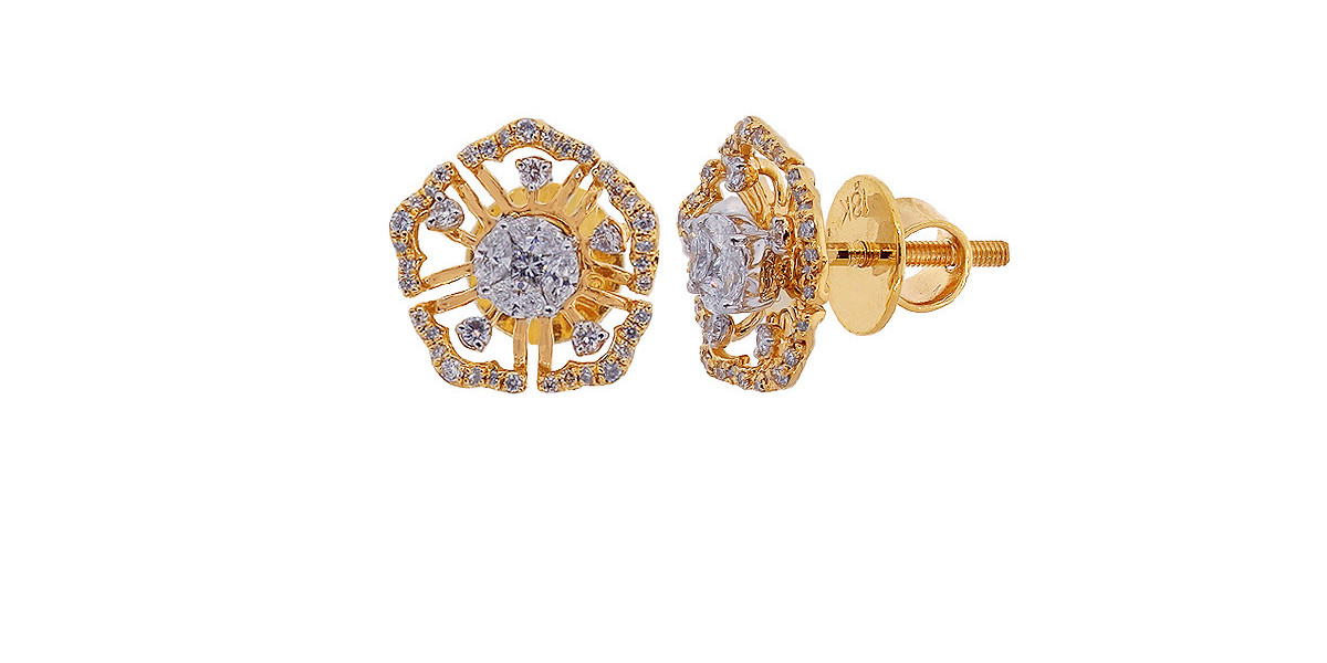 Comfort Meets Luxury: Indulge in the Beauty of Gold Clip-On Earrings
