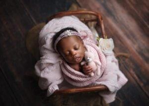 Choosing the Best Newborn Photographer in The Woodlands