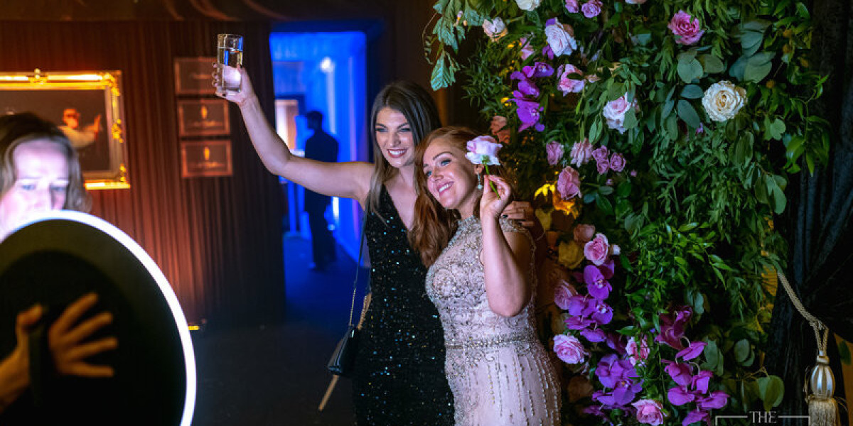 Digital Delight: Experience the Future with a Digital Photo Booth Rental
