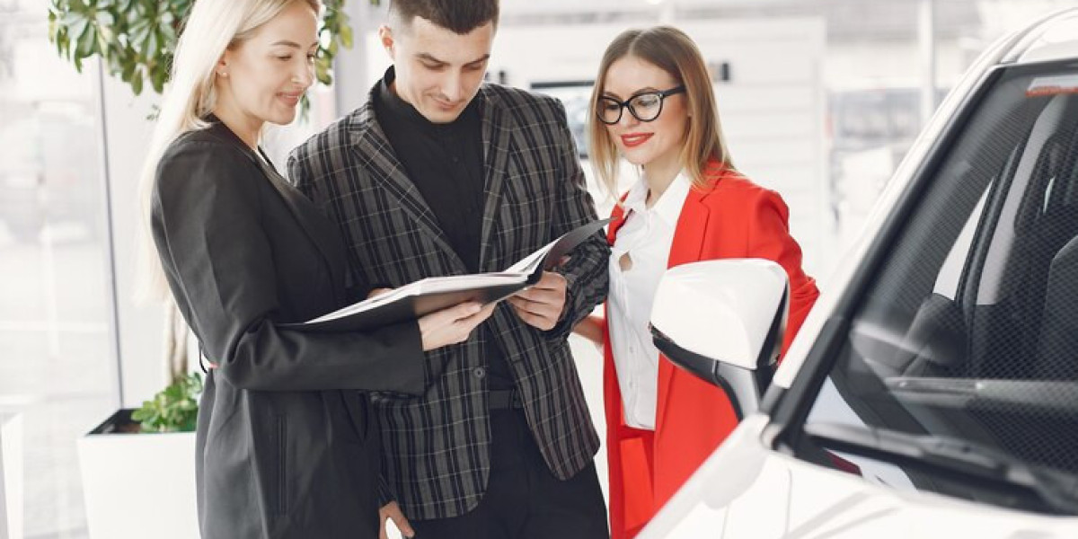 How Dealership Management Apps Can Improve Operational Efficiency