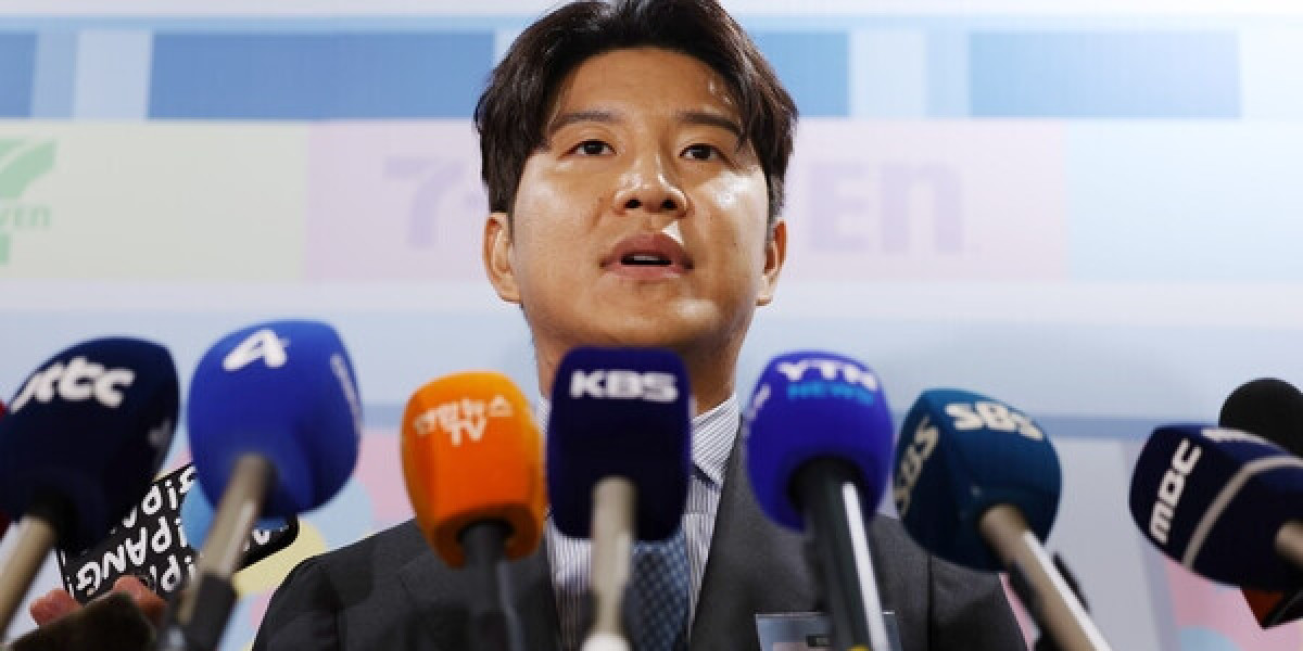 Park Joo-ho slaps soccer elders in the face